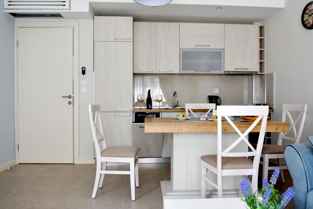 Ralux Apartman 티바트 외부 사진