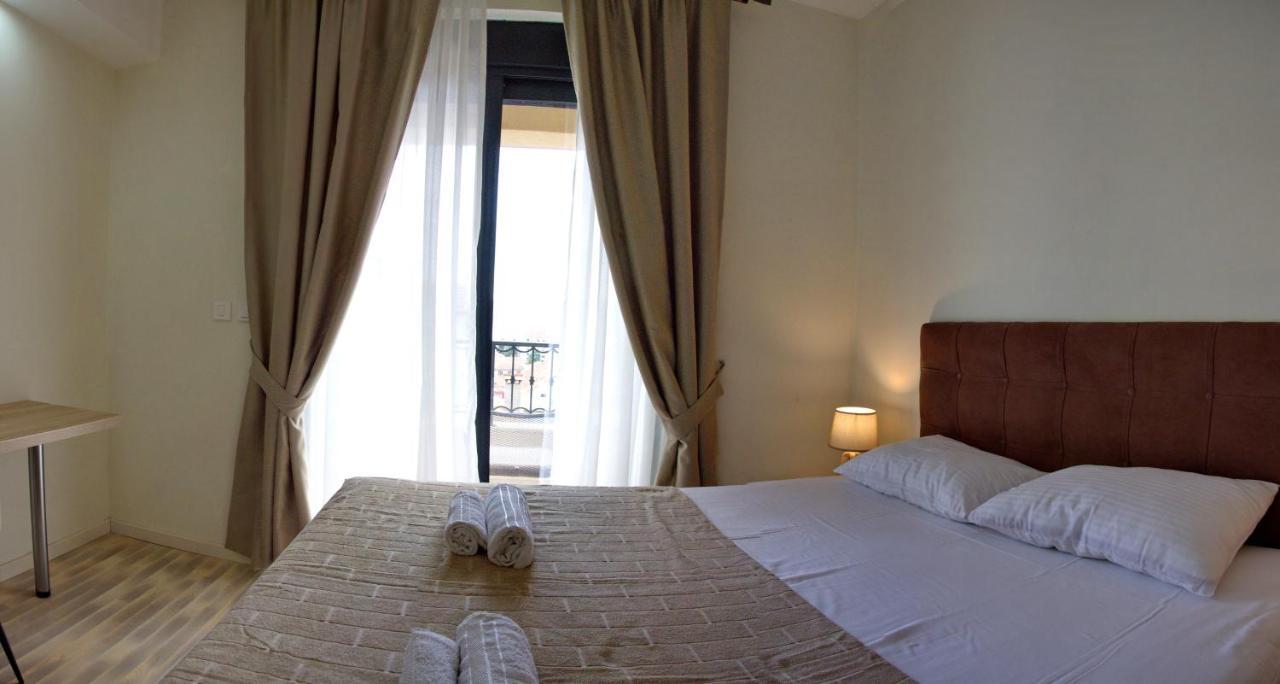 Ralux Apartman 티바트 외부 사진